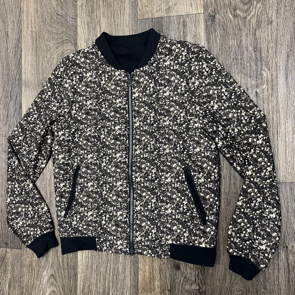 Lululemon Reversible Party Bomb Jacket Women's Size S/M Black Gold NYE Exclusive - Picture 9 of 10